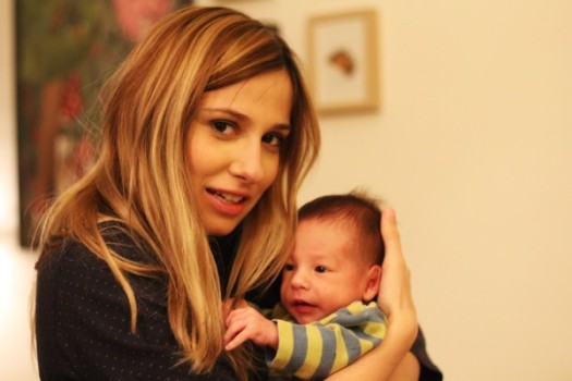 Dana Rogoz, trasa de par de bebelusul ei! Dana Rogoz, trasa de par de bebelusul ei!