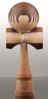Kendama, noua atracţie pentru copii. De ce este mai benefică decât un smartphone