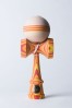 Kendama, noua atracţie pentru copii. De ce este mai benefică decât un smartphone