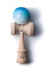 Kendama, noua atracţie pentru copii. De ce este mai benefică decât un smartphone