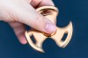 Spinner, jucăria care a cucerit lumea. Argumente pro şi contra