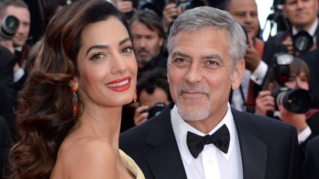 Familia Clooney s-a extins! Amal a născut o fetiţă şi un băieţel Familia Clooney s-a extins! Amal a născut o fetiţă şi un băieţel