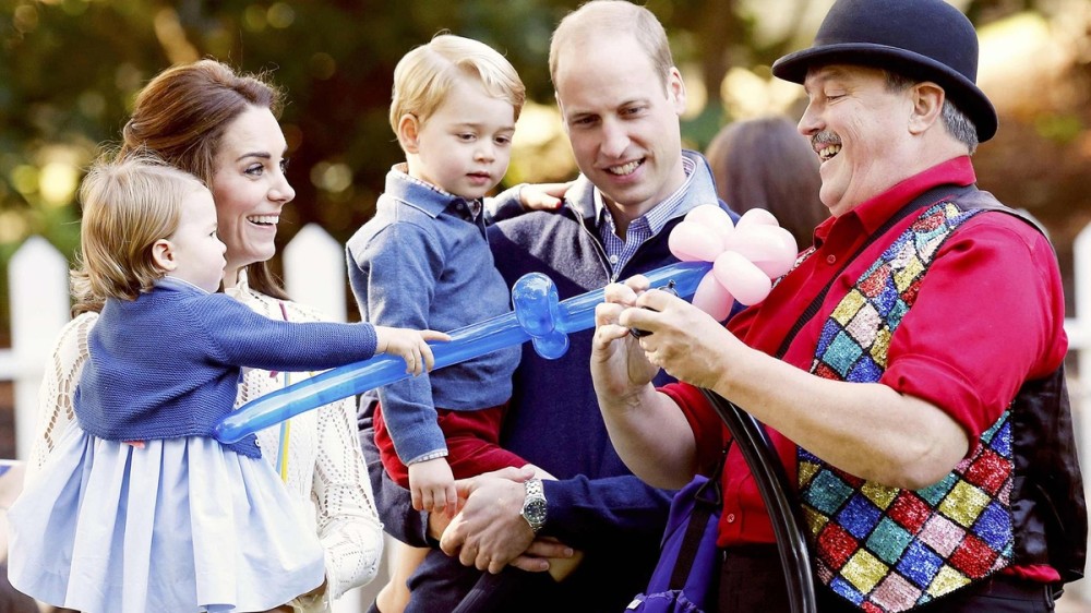 Jucării interzise la Palat! Cu ce nu au voie să se joace Prinţul George şi Prinţesa Charlotte