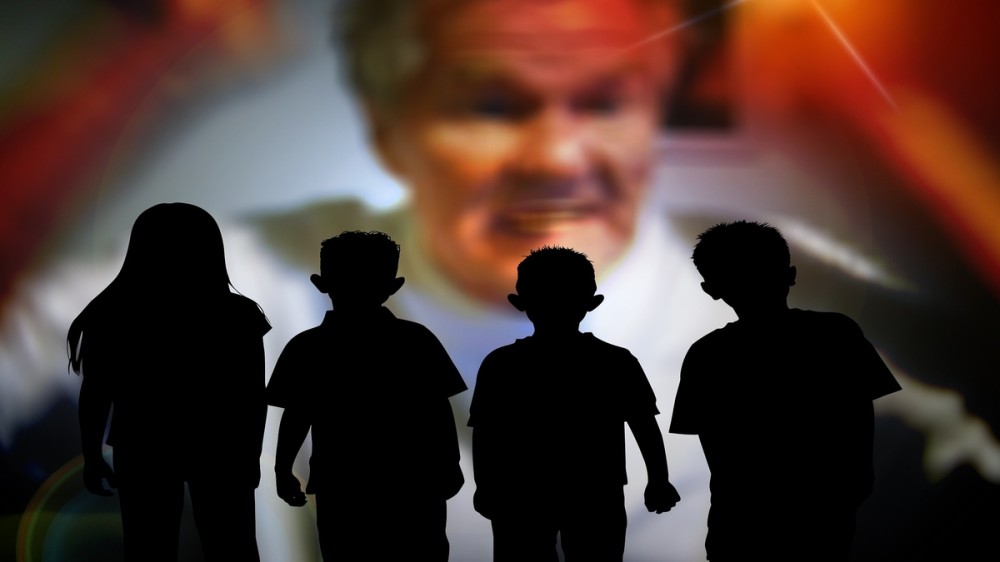 Violența în familiile din România. Concluziile raportului "De ce lovim copiii?"