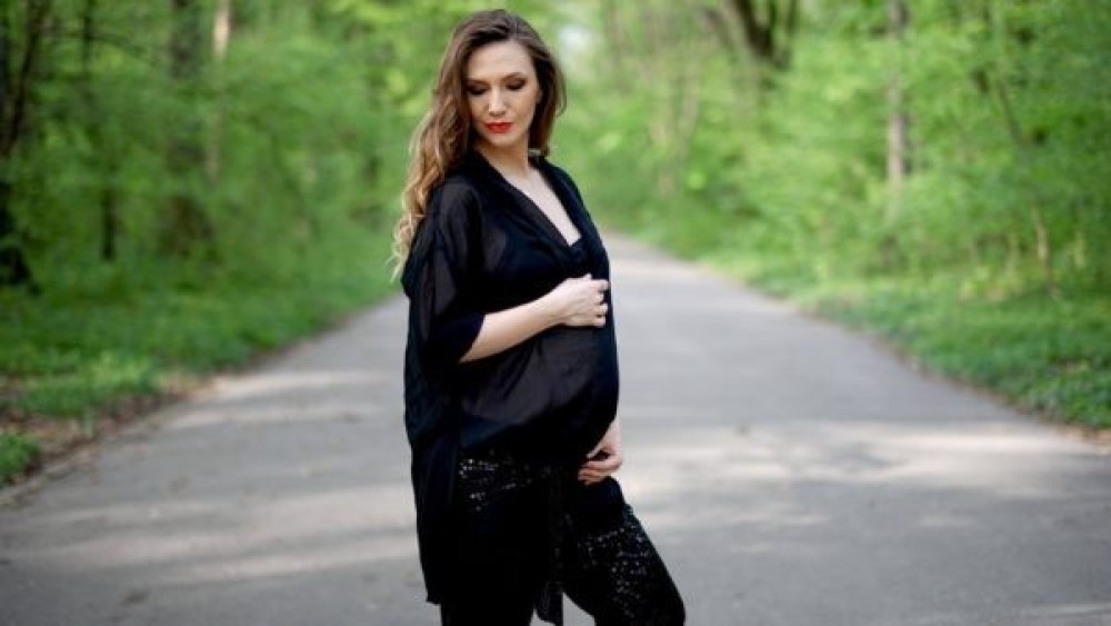 Adela Popescu, probleme cu cea de-a doua sarcină. Ce măsuri a luat actrița?