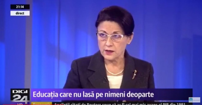 Ministrul Educaţiei, Ecaterina Andronescu, vrea ca şi elevii de clasa l să poată fi lăsaţi repetenţi