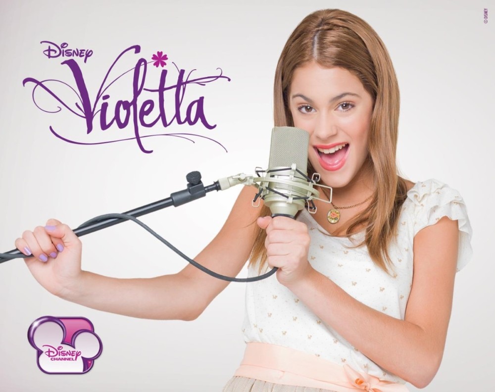 Martina Stoessel - Ce schimbari apar in VIOLETTA?